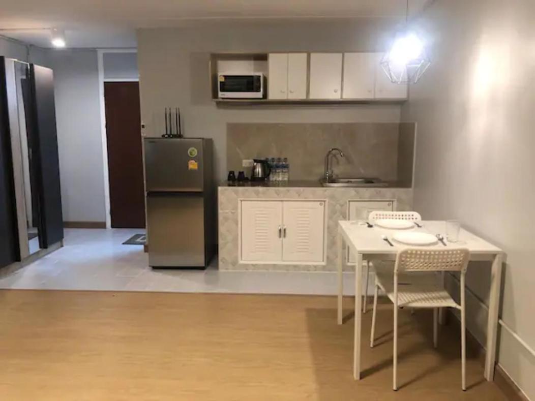 Popular Condo Near Impact/Thunder Dome Pak Kret Exterior foto
